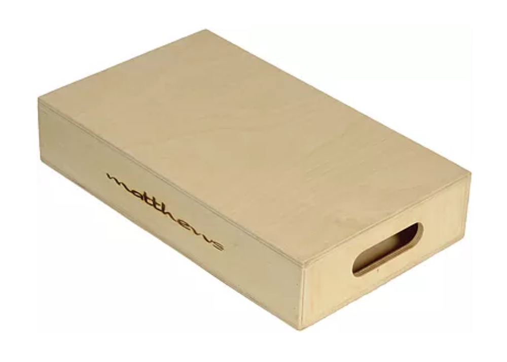 Apple box золотое. Apple Box 20. Коробки Эппл. Apple Box золотое яблоко. Gold Apple зеленая коробка.